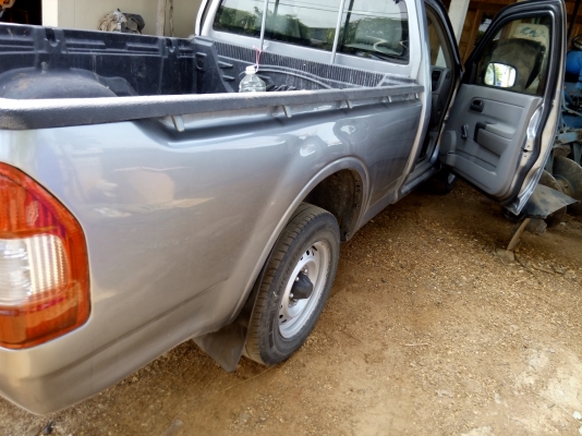 ขายอีซูซุดีแม็ค 2.5 คอมมอนเรล ปี2006 ขายอีซูซุดีแม็ค 2.5 คอมมอนเรล ปี2006