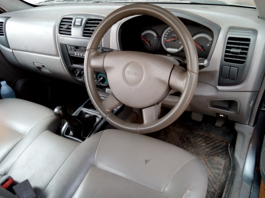 ขายอีซูซุดีแม็ค 2.5 คอมมอนเรล ปี2006 ขายอีซูซุดีแม็ค 2.5 คอมมอนเรล ปี2006