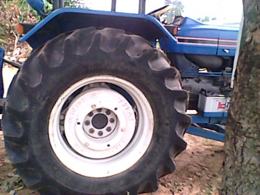 ขายด่วนรถไถฟอร์ด6610ห้างแท้