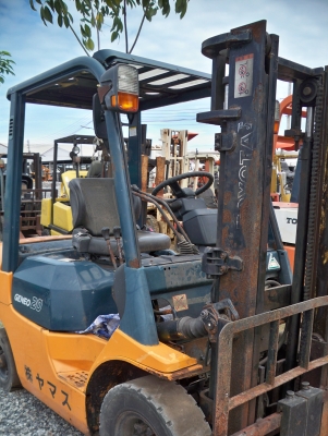 ฮั้วเฮงหลี อินเตอร์เทรด   แหล่งรวมรถมือสองที่ใหญ่ที่สุดในประเทศไทย