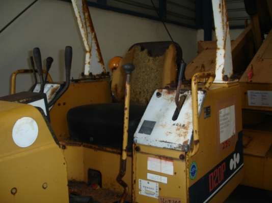 แทร็คเตอร์ D20P-6 จากญี่ปุ่นถึงไทยแล้ว ใบแทร็คสวย เกียร์ตัด