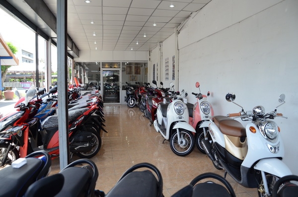 ขายมอเตอร์ไซค์บางแสน สภาพดีครับ