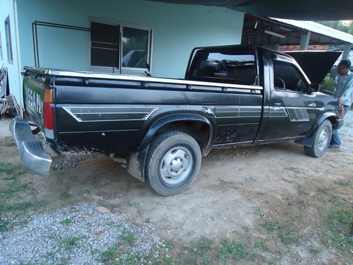 ขายกระบะหัวเดี่ยว Nissan Big-M ปี 31 ราคา 75000 ขายกระบะหัวเดี่ยว Nissan Big-M ปี 31 ราคา 75000