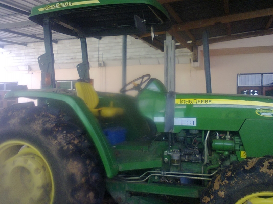 ขายด่วน รถไถจอนเดียร์ ติดต่อ พ่อเฮียง 089-4244508