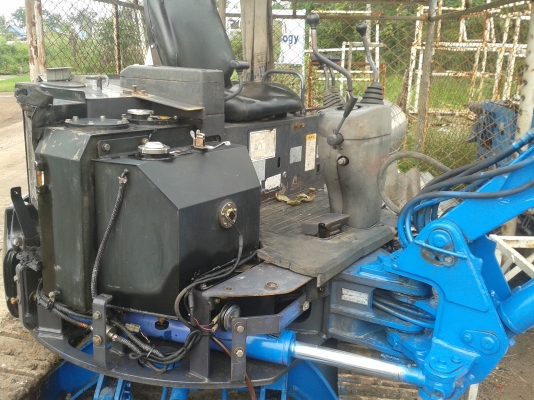 ขายรถขุดสวยๆ mitsubishi