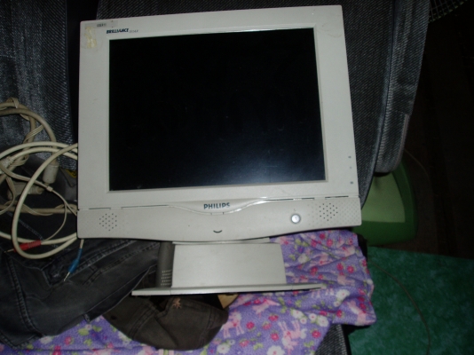 ขายจอคอมๆ15นิ้ว จอแบน