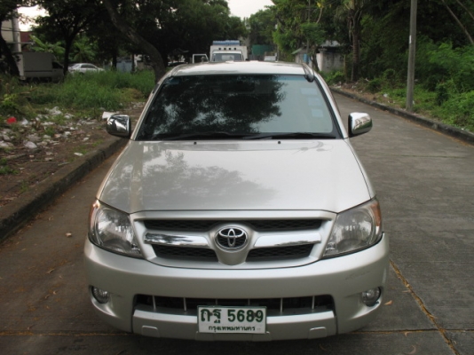 ---- VIGO 2.7 LPG  ปี 08 ท็อป ---