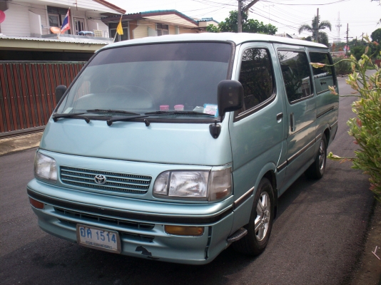 ขายรถตู้หัวจรวดHIACE เครื่อง1JZ ก๊าซNGV3ถัง พวงมาลัยเพาเวอร์ กระจกไฟฟ้าเซนทรัลล๊อก ปี92 สีบรอนเงิน ขายรถตู้หัวจรวดHIACE เครื่อง1JZ ก๊าซNGV3ถัง พวงมาลัยเพาเวอร์ กระจกไฟฟ้าเซนทรัลล๊อก ปี92 สีบรอนเงิน