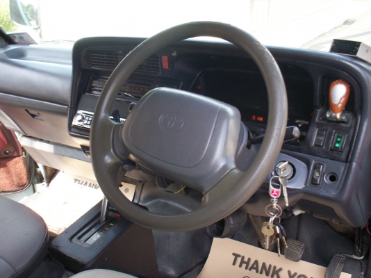 ขายรถตู้หัวจรวดHIACE เครื่อง1JZ ก๊าซNGV3ถัง พวงมาลัยเพาเวอร์ กระจกไฟฟ้าเซนทรัลล๊อก ปี92 สีบรอนเงิน ขายรถตู้หัวจรวดHIACE เครื่อง1JZ ก๊าซNGV3ถัง พวงมาลัยเพาเวอร์ กระจกไฟฟ้าเซนทรัลล๊อก ปี92 สีบรอนเงิน