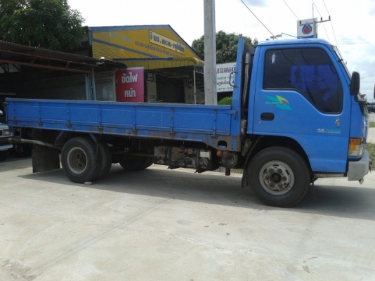 ขายด่วน อีสุสุ 135แรงม้า รถล่อง  ราคาต่อรองได้ค่ะ