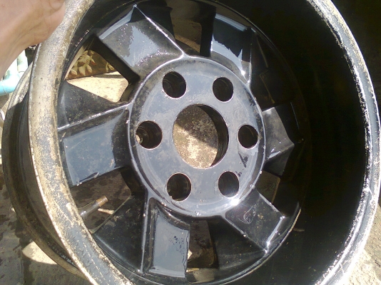 ขาย R15X8.5 ET-34  5/114  ล้อใหม่เก่าเก็บ 8500.B