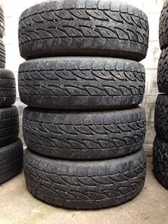 ขายยยางBridgestone Duller At 235-70-15 1ชุดถูกๆึครับ 2800