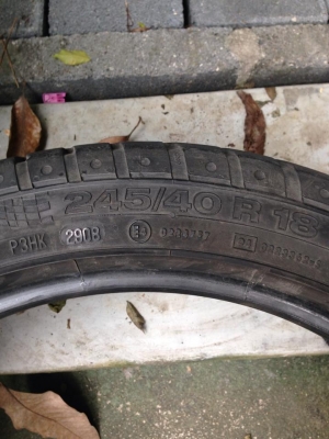 ขายยางContinental 245-40-18 1คู่ดอกเต็ม ถูกๆครับ 2300.- ขายยางContinental 245-40-18 1คู่ดอกเต็ม ถูกๆครับ 2300.-