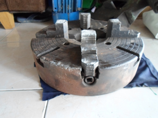 4 จับ 14 นิ้ว สภาพสวย แน่น พร้อมใช้ 4,500 4 จับ 14 นิ้ว สภาพสวย แน่น พร้อมใช้ 4,500