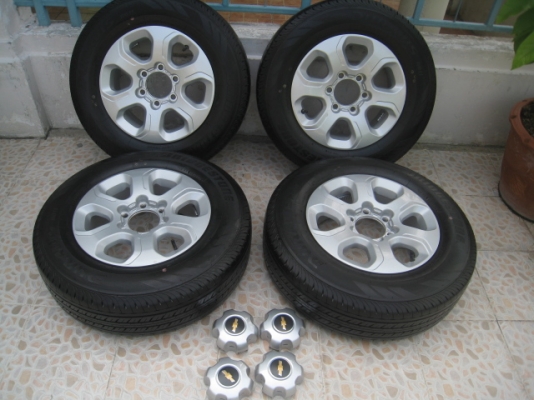 ขายล้อแม็กป้ายแดง chev colorado 16"x6.5" et41 6 รู 139.7 + ยางปี13  สนใจติดต่อเล็กคลองสาม (081-3747940)