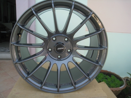 ขายล้อแม็กมือสอง cosmis mr-15 18" หน้า 8" หลัง 9" et35 5 รู 114.3 สีเทา ใช้แค่ 6 วัน สภาพใหม่ทุกวงครับ สนใจติดต่อเล็กคลองสามครับ (081-3747940)