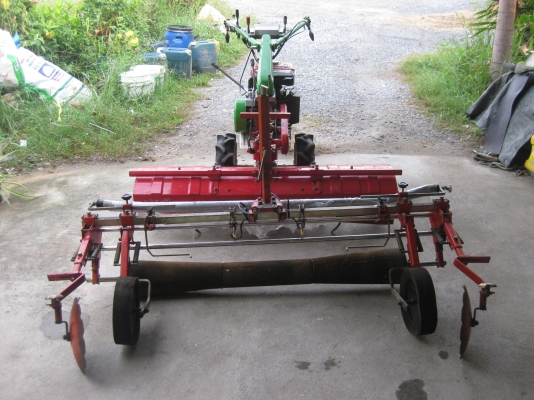 เครื่องพรวนดิน