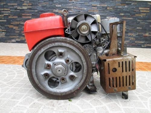 เครื่องยนต์  รหัสสินค้า :13001345 YANMAR ดีเซล 7ps. 2600rpm. www.nihonmono.com