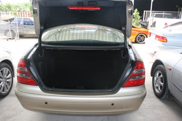 ขาย MERCEDES-BENZ E CLASS E220 CDI