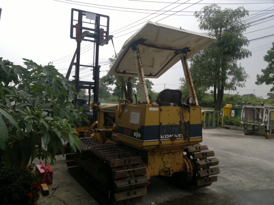 ขายรถแทรกเตอร์ KOMATSU D20P-6 แทร็กเหล็กดีมากแบบตีนเป็ด ชั่วโมงน้อย รถนอกนำเข้า สภาพดี เครื่องดี ถึงไทยแล้ว ติดต่อมานะ 085-9049669