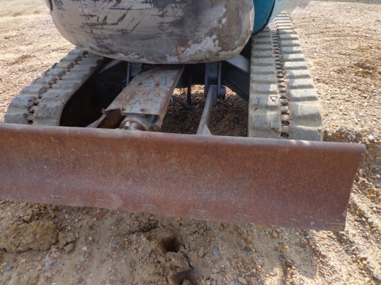 ขายแมคโคร KOBELCO SK30 UR-2 ติดต่อคุณจิ๊ด โทร. 089-7949488