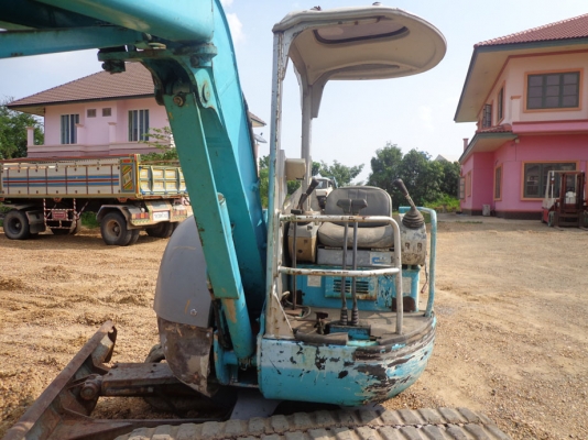 ขายแมคโคร KOBELCO SK30 UR-2 ติดต่อคุณจิ๊ด โทร. 089-7949488