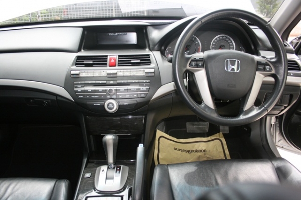 ขาย honda accord ปี 2010 ขาย honda accord ปี 2010
