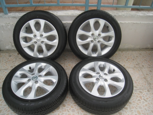 ขายล้อแม็ก Nissan march ป้ายแดง 15"x5.5" et50 4รู100 +ยางปี 12,2เส้นและ13,2 เส้น ตุ่มและสีที่หน้ายางยังมีอยู่ทุกเส้นครับ สนใจติดต่อเล็กคลองสามครับ (081-3747940)