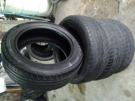 ยาง DUNLOP 205/55/16 มือ2 1ชุด ปี11