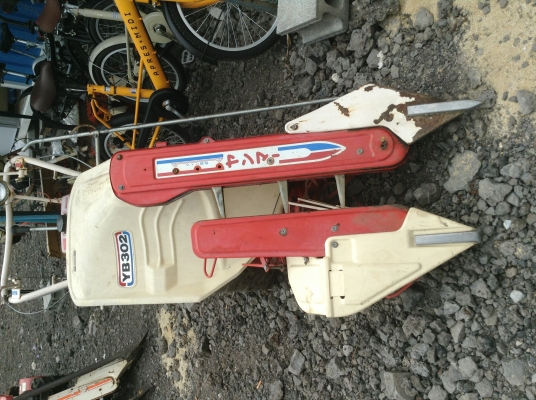 รถเกี่ยวข้าวเดินตาม Yanmar รุ่น YB302