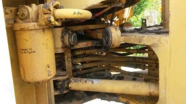 รถตักล้อยาง ยี่ห้อ KOMATSU รุ่น 507 รถตักล้อยาง ยี่ห้อ KOMATSU รุ่น 507