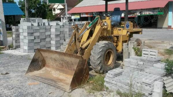 รถตักล้อยาง ยี่ห้อ KOMATSU รุ่น 507 รถตักล้อยาง ยี่ห้อ KOMATSU รุ่น 507