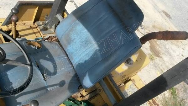 รถตักล้อยาง ยี่ห้อ KOMATSU รุ่น 507 รถตักล้อยาง ยี่ห้อ KOMATSU รุ่น 507