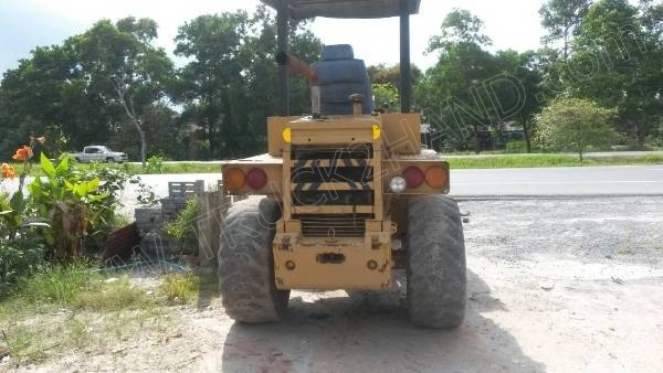 รถตักล้อยาง ยี่ห้อ KOMATSU รุ่น 507 รถตักล้อยาง ยี่ห้อ KOMATSU รุ่น 507