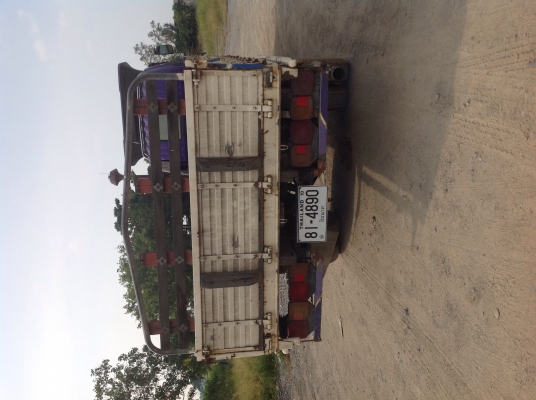 ขาย6ล้อฮีโน่Km779 เครื่อง117wo4Dระบบพวงมาลัยเพาเวอร์