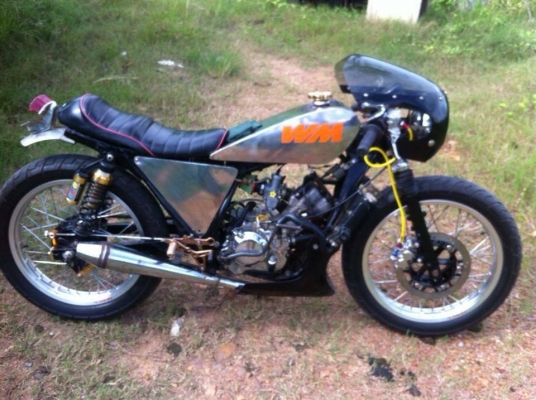 ขาย> คาเฟ่ เต็มลำ สวย ดุ