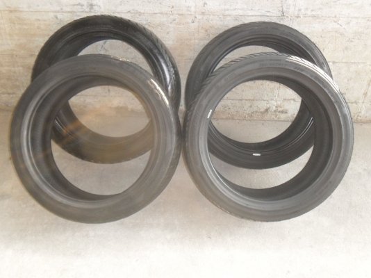 ยาง 205/45R17 ปี11 สวยๆ 4 เส้น ราคา 2700 บาท