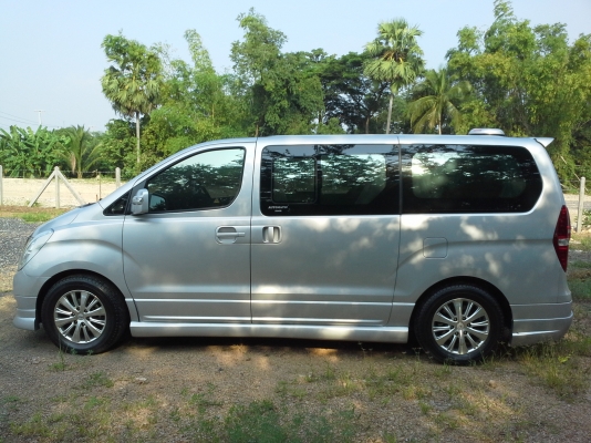 ขาย HYUNDAI H1 GRAND STAREX VIP 2.5 AT 7 ที่นั่ง ขาย HYUNDAI H1 GRAND STAREX VIP 2.5 AT 7 ที่นั่ง