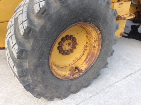 WA100-1 นอกแท้ ชั่วโมงน้อย สภาพพร้อมใช้งาน สนใจโทรเลยค่ะที่เบอร์ 087-3310254 ค่ะ WA100-1 นอกแท้ ชั่วโมงน้อย สภาพพร้อมใช้งาน สนใจโทรเลยค่ะที่เบอร์ 087-3310254 ค่ะ