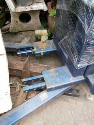 ขาย HANDLIFT 3 TONs สูง 3 เมตร ยี้ห้อ ANDREX ของประเทศ DENMARK