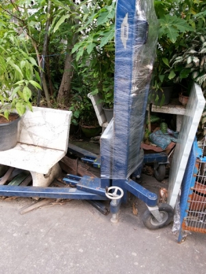 ขาย HANDLIFT 3 TONs สูง 3 เมตร ยี้ห้อ ANDREX ของประเทศ DENMARK