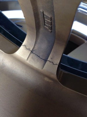 ขายล้อTE37 V ขอบ17 กว้าง8 5/114  1ชุดถูกๆ 6000