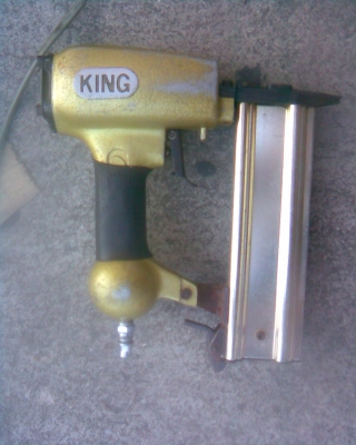 ตัวยิงตะปูลม king