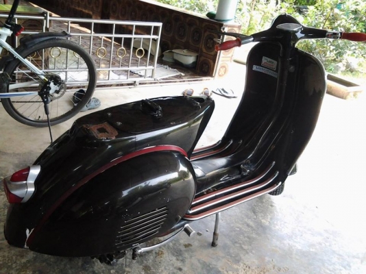 ขาย Vespa สีสวย เครื่องอิตลีแท้ vba1m. รถสวย เครื่องดี ราคา 34500 บาท