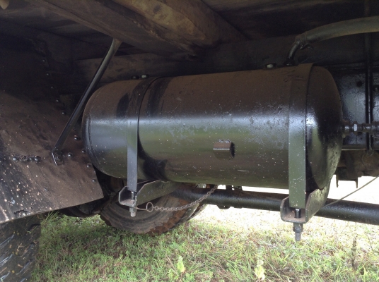 ขายถูก 10 ล้อหัวยาวเพลาเดียว สภาพสวยพร้อมใช้งาน เครื่อง 6BD1 165 แรงม้า เกียร์ร็อคกี้ คัสซีสวย ช่วงล่าง JCM ยางเต็ม ทะเบียนพร้อมโอนครับ