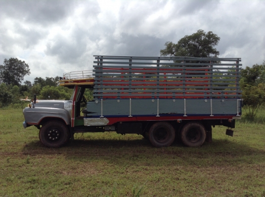 ขายถูก 10 ล้อหัวยาวเพลาเดียว สภาพสวยพร้อมใช้งาน เครื่อง 6BD1 165 แรงม้า เกียร์ร็อคกี้ คัสซีสวย ช่วงล่าง JCM ยางเต็ม ทะเบียนพร้อมโอนครับ