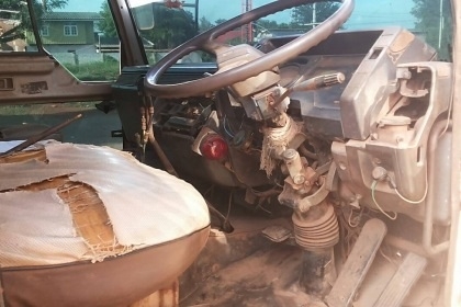 MITSUBISHI FUSO FN527 - 195 HP 6D16 MA Serial 25400 สิบล้อดั๊มพ์ 2 เพลา กระบะดั๊มพ์เหล็ก 12 ตันของ KAC โคราชสภาพสวยมีโรลบาร์อ้อยครบพร้อม เครื่องแน่นแรงดีเดิมๆ ภายในเก๋งคอนโซลสวยครบ แอร์เย็น พวงมาลัยเพาเวอร์ ระบบเบรคทริ๊ปฟี้ ช่วงล่างแน่นคัชซีสวยไม่มีบวม ยา