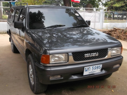 อีซูซุแวน victor II สภาพสวยสีใหม่ พร้อมใช้ อีซูซุแวน victor II สภาพสวยสีใหม่ พร้อมใช้