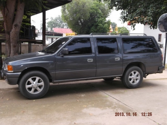 อีซูซุแวน victor II สภาพสวยสีใหม่ พร้อมใช้ อีซูซุแวน victor II สภาพสวยสีใหม่ พร้อมใช้