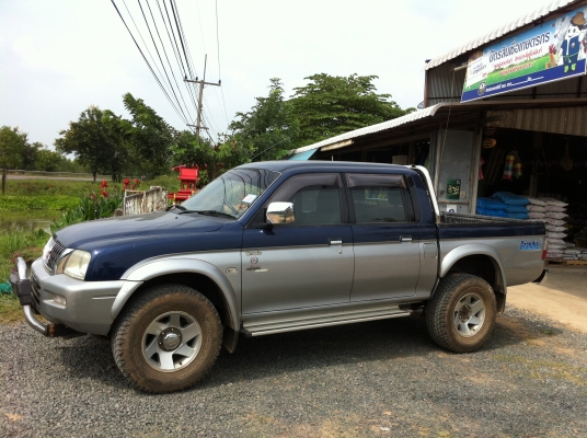 ขายมิตซูบิชิ สตราด้า 4 ประตู (4wd)